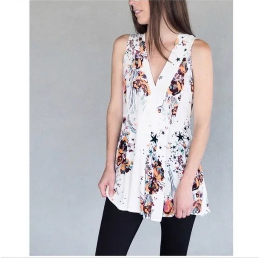 Free People‎ Cream Multicolored Star Print Wrap Top Cream Tunic Size Small